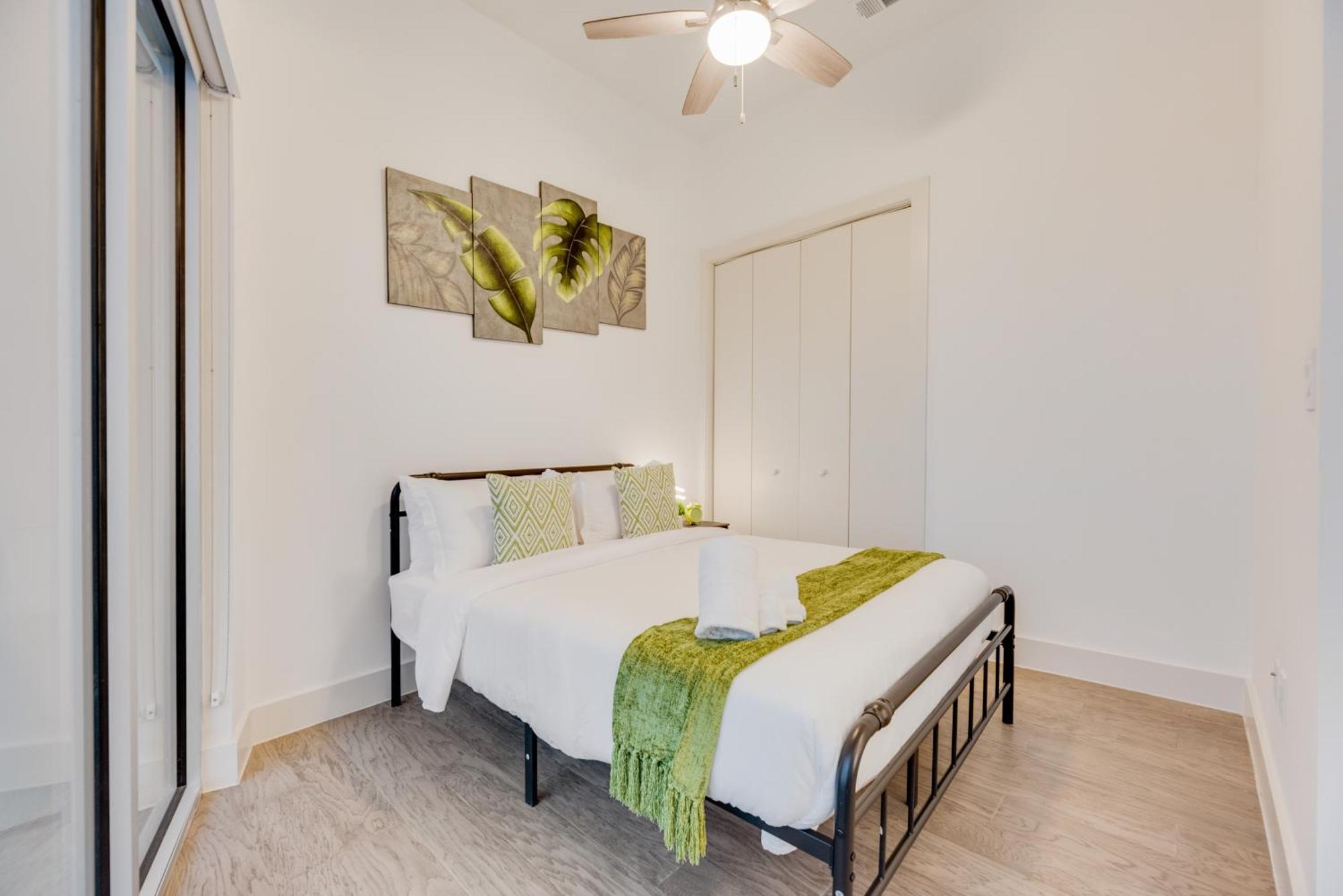 Snappy Loft Style 2Br I Gym I Parking I Workspace دالاس المظهر الخارجي الصورة