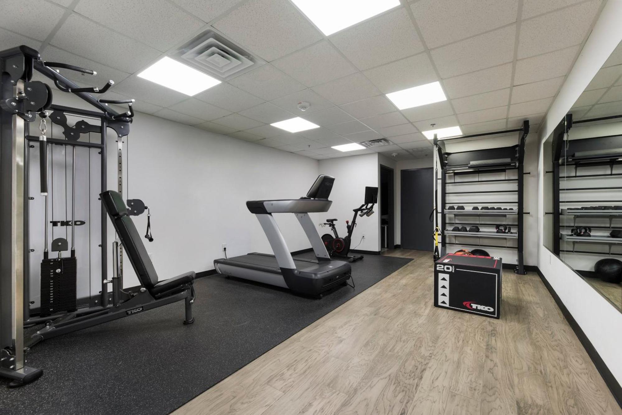 Snappy Loft Style 2Br I Gym I Parking I Workspace دالاس المظهر الخارجي الصورة